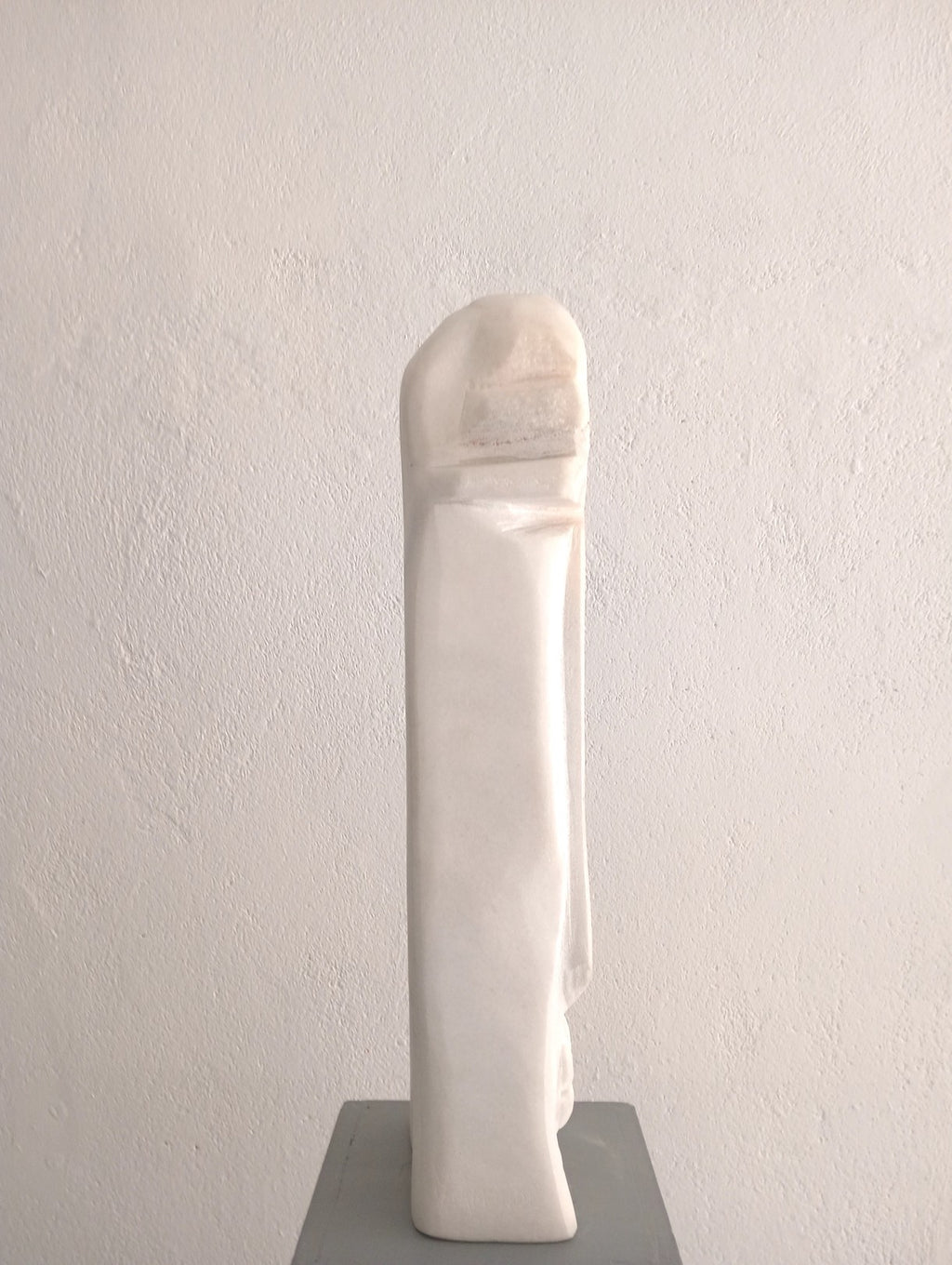 Blízkost — stojící socha